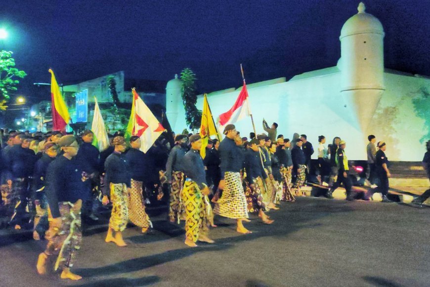 Gambar Tradisi